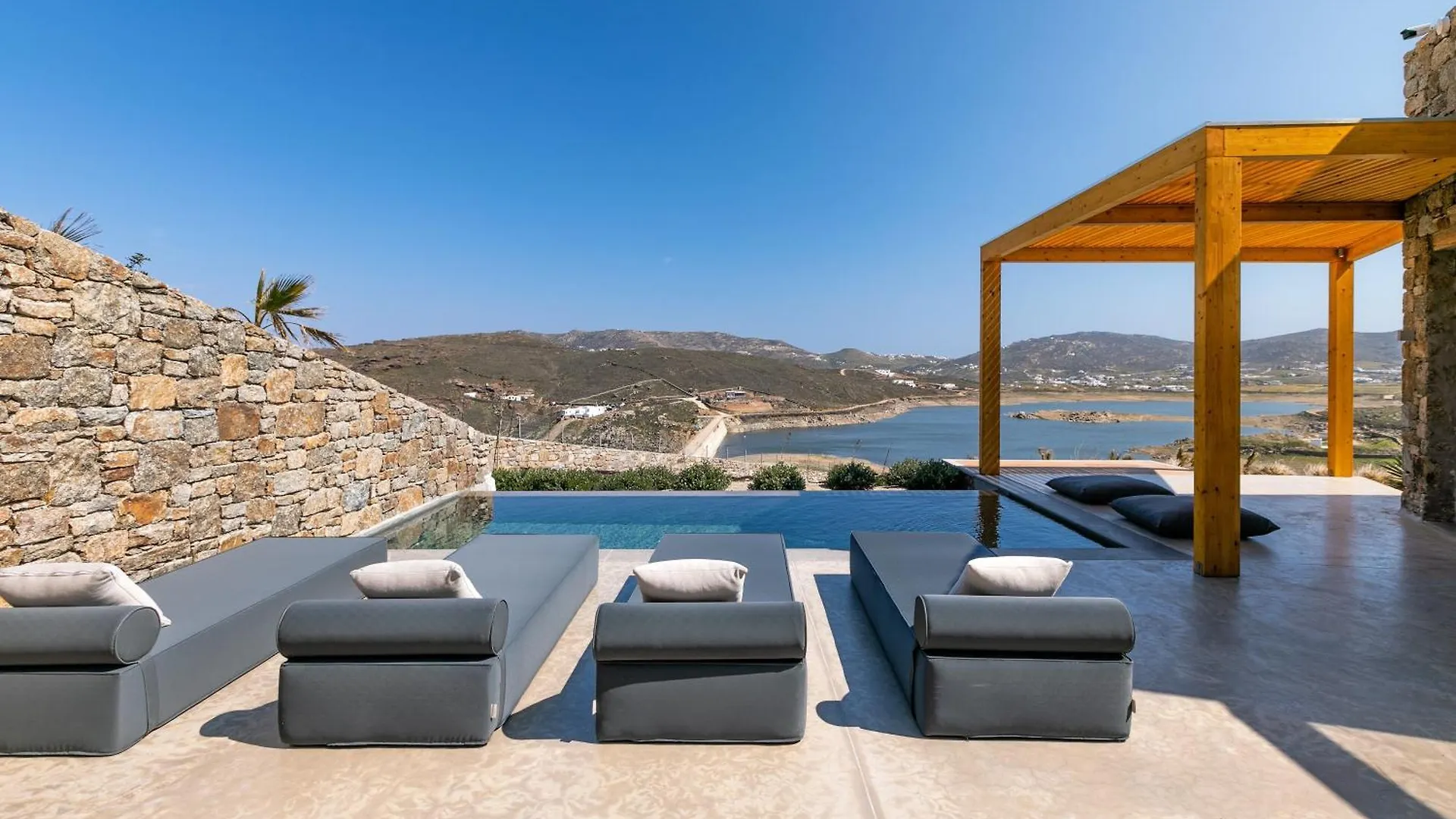 Panormos Bay Suites Luxury Resort