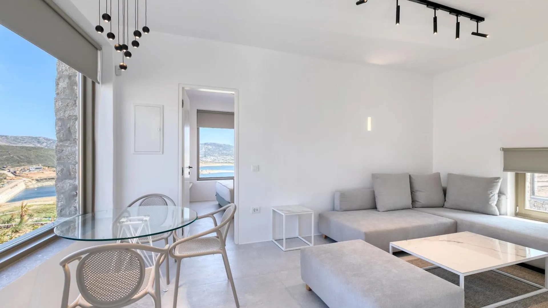 Panormos Bay Suites Luxury Resort بانورموس ميكونو