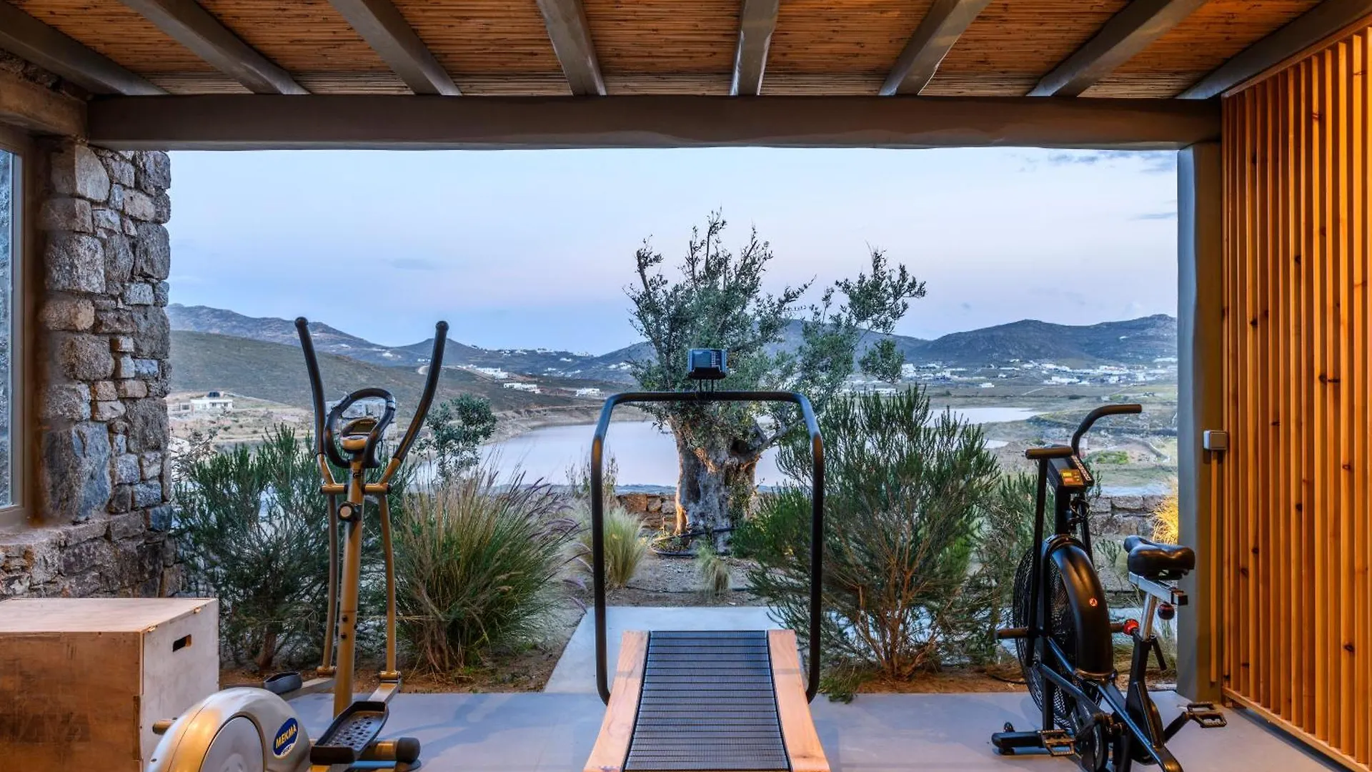 فندق Panormos Bay Suites Luxury Resort