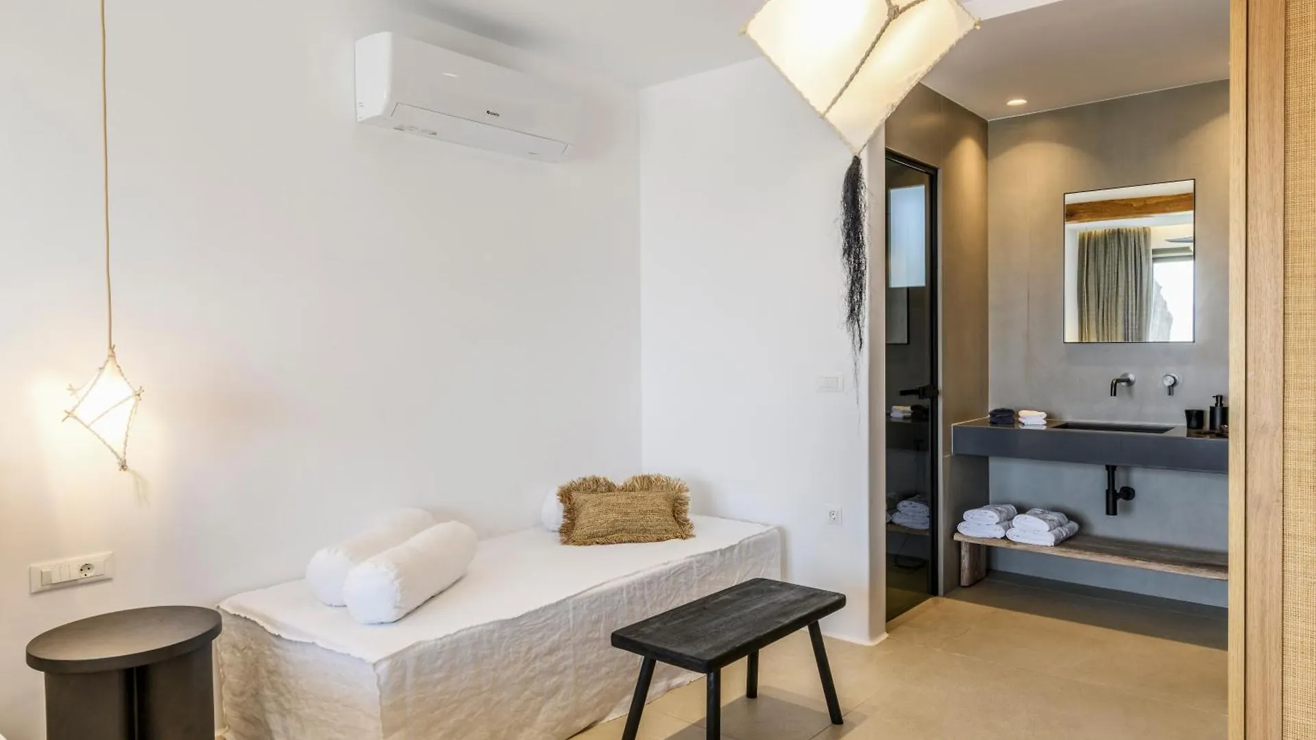 ***** מלון Panormos Bay Suites Luxury Resort יוון