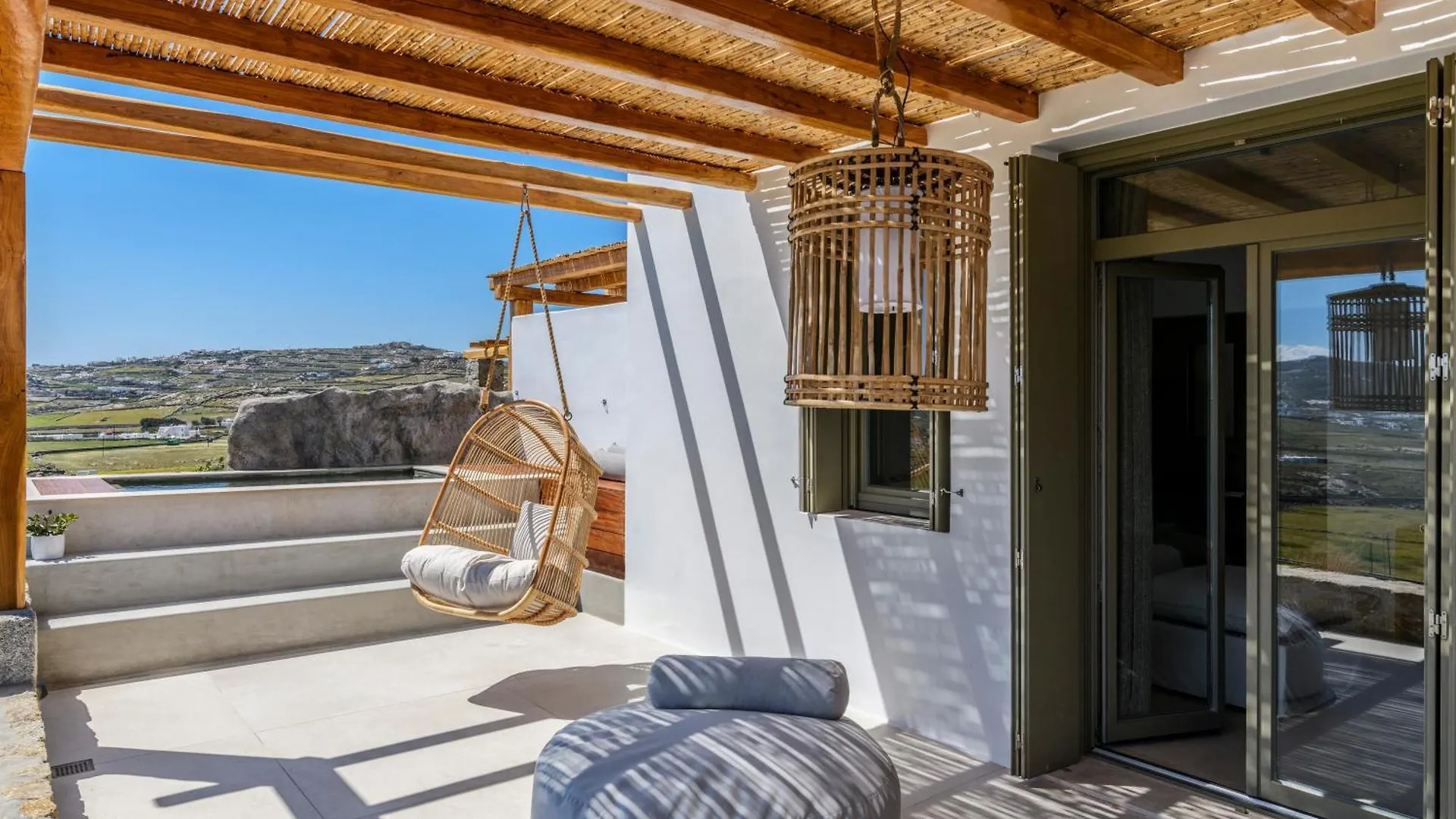 Panormos Bay Suites Luxury Resort יוון